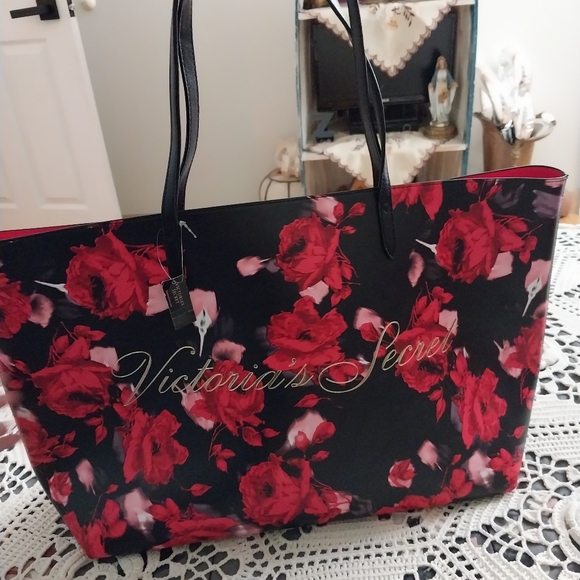 Victoria's Secret bag - Picture 4 of 4